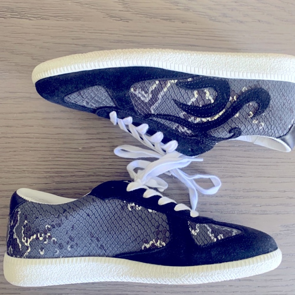 JUST CAVALLI || Sneakers Box